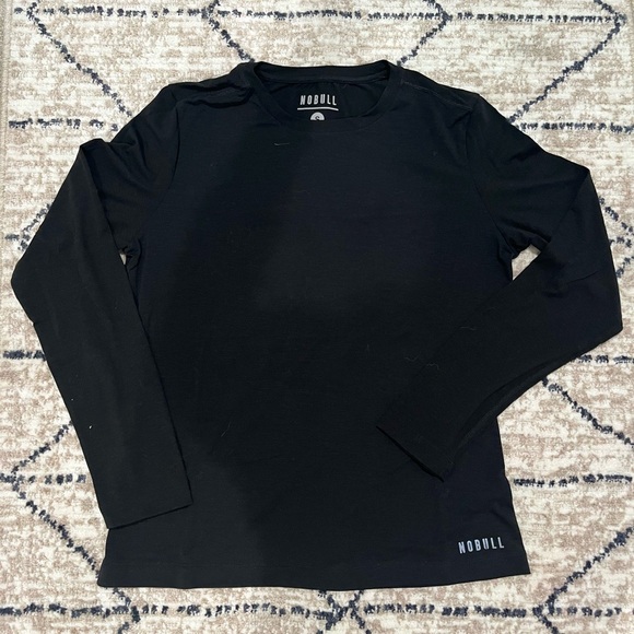 NOBULL Black Long Sleeve Tee - Picture 1 of 2